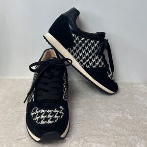 NINE WEST - TELLY HOUNDSTOOTH Lace-up SNEAKERS. Suede and fabric. Size: 10